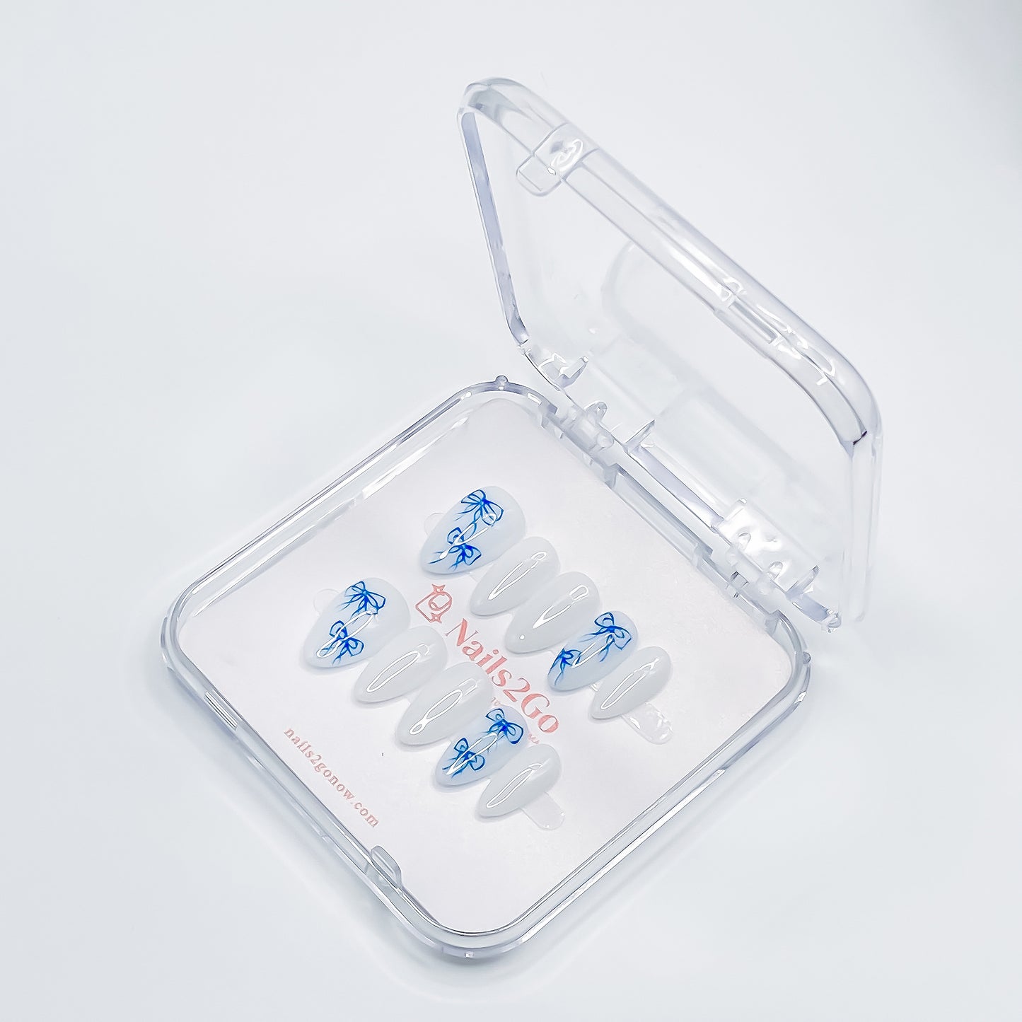 Blue Bowknot Elegance