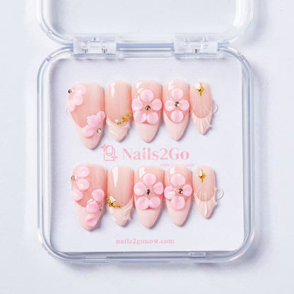 3D Petals Gold Charms Press‑ons 3D